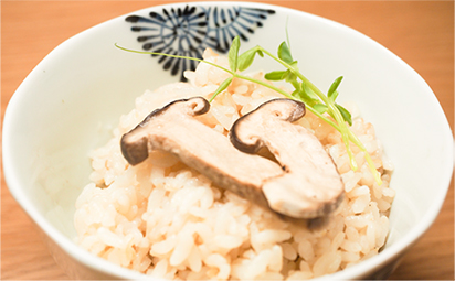 松きのこの炊き込みご飯
